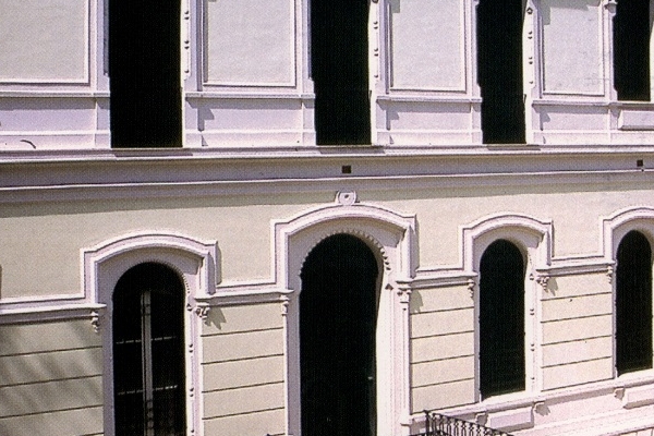Palazzo Mezzopreti ingresso laterale